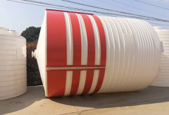 「5噸塑料桶」塑料桶裝水對(duì)人有害嗎 怎么避免劣質(zhì)水桶